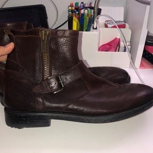 Men’s leather boot